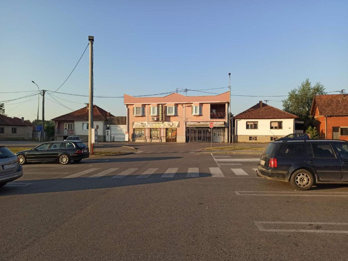 Royal Apartmani Bosanski Samac Dış mekan fotoğraf