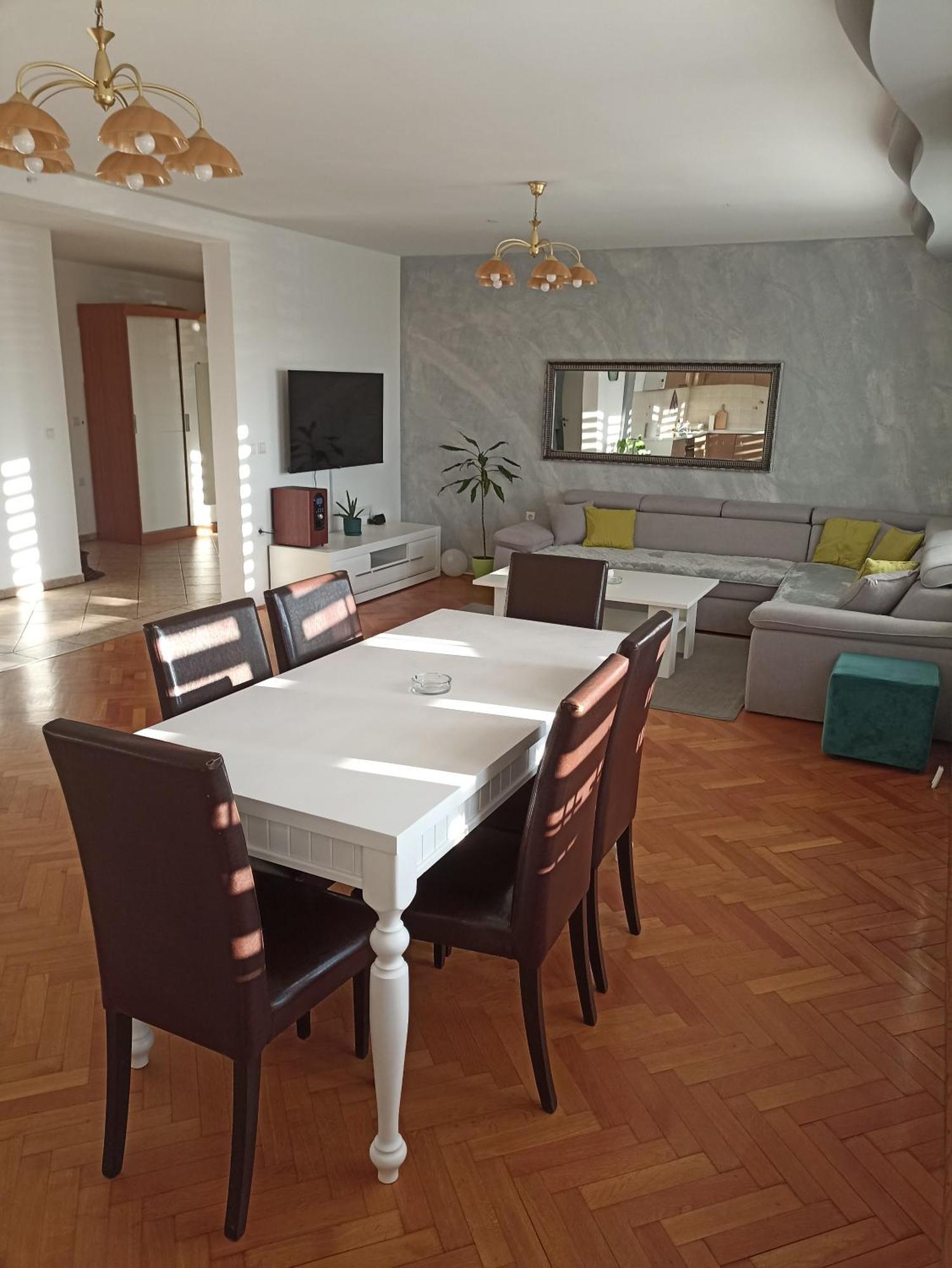 Royal Apartmani Bosanski Samac Dış mekan fotoğraf
