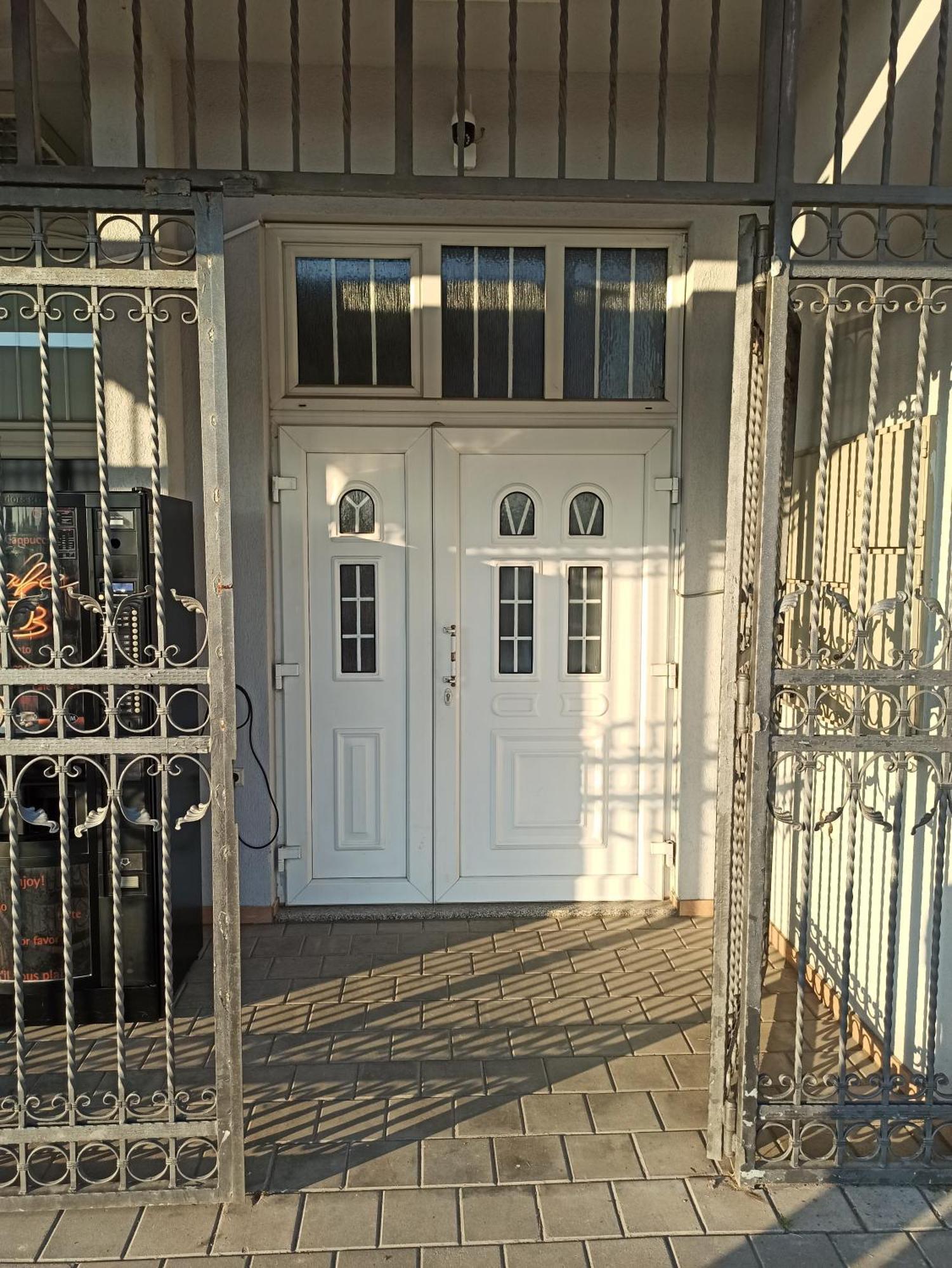 Royal Apartmani Bosanski Samac Dış mekan fotoğraf